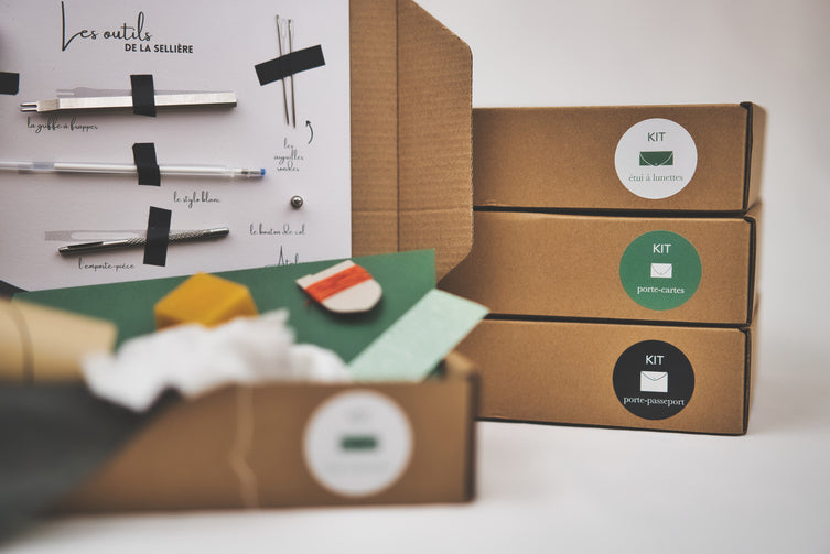 karolinebordas incute atelier parisien maroquinerie paris11 tutodiy boxcadeau cuir fabriquersonsac apprendre experience unique faitmain personnalisation ecoresponsable pointsellier cousumain savoirfaire sellerie alafrancaise fairesoimeme wecandoo