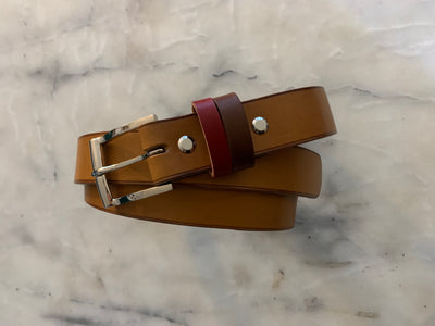 ceinture en cuir pour homme sur mesure atelier de maroquinerie paris ceinture sur mesure fabriquee a paris boucle en laiton ceinture artisanale cuir vegetal diy ceinture atelier creatif paris idee cadeau homme